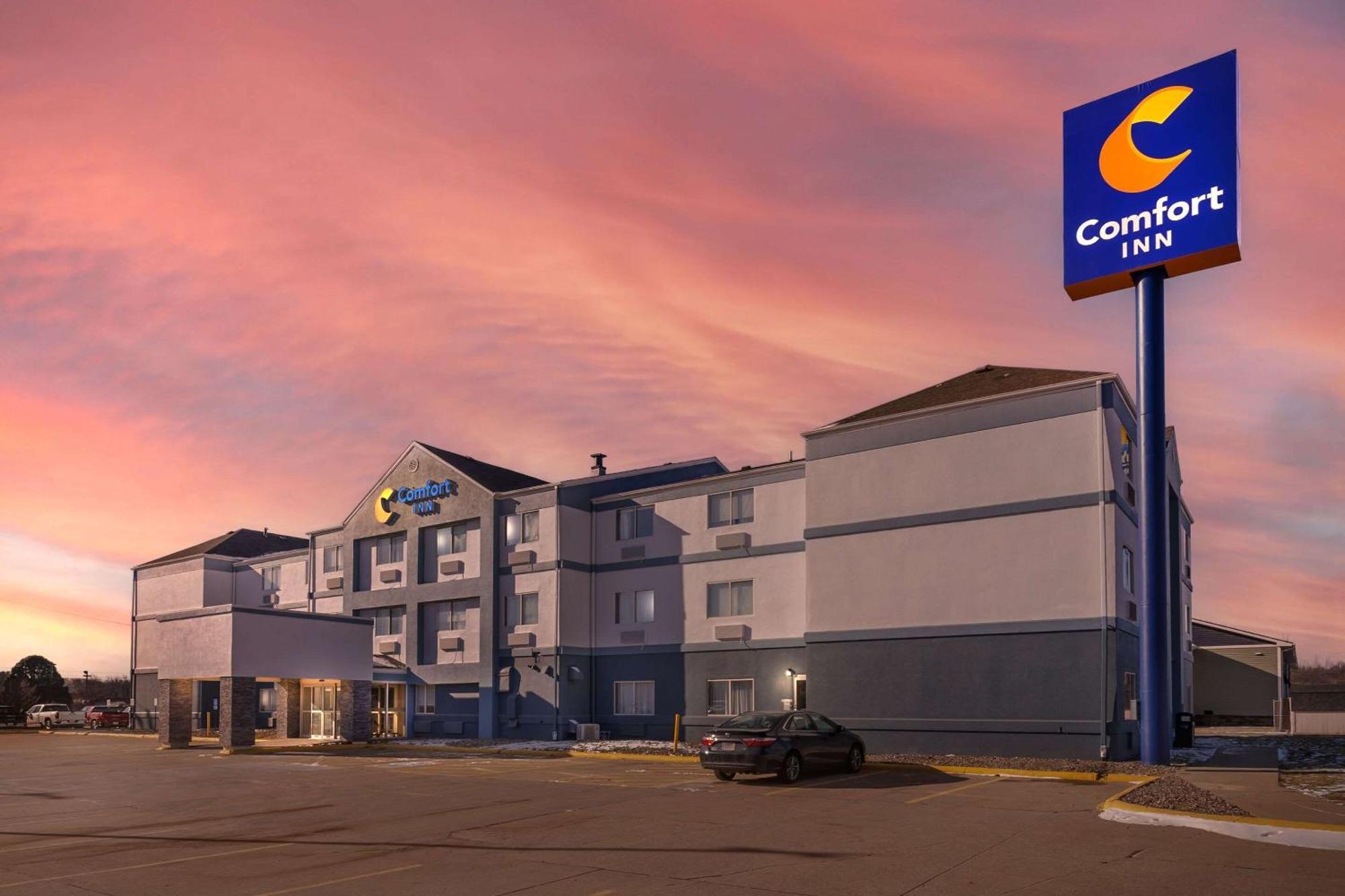 Comfort Inn Bettendorf - Quad Cities Davenport Exterior photo