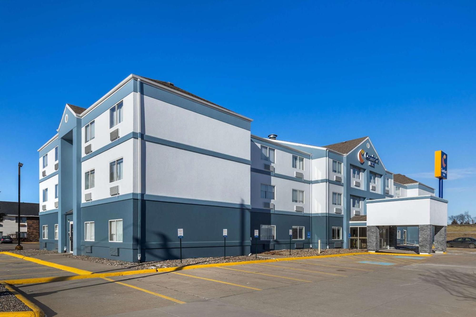 Comfort Inn Bettendorf - Quad Cities Davenport Exterior photo