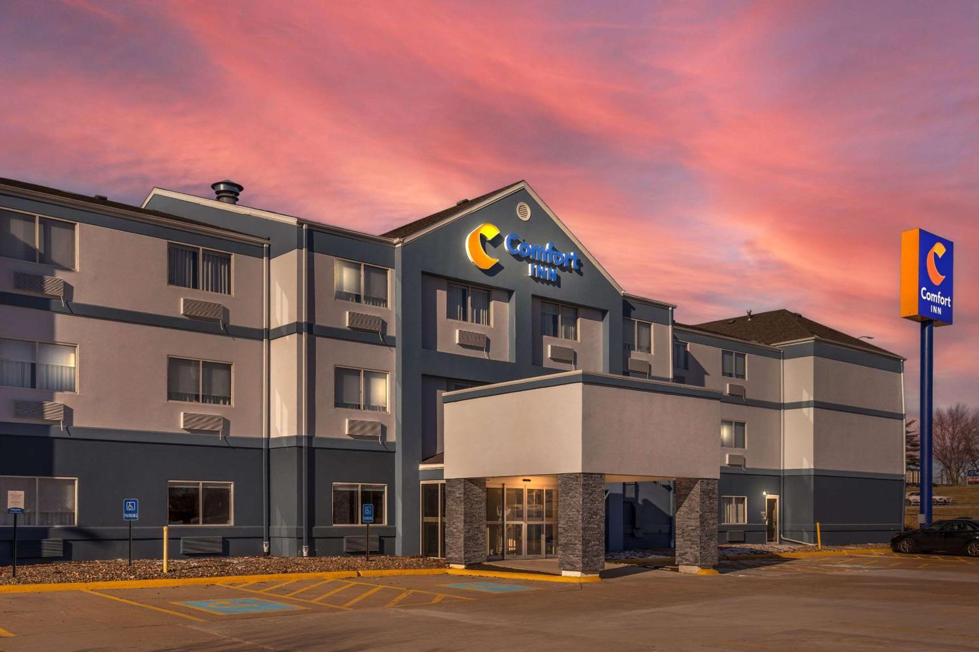 Comfort Inn Bettendorf - Quad Cities Davenport Exterior photo